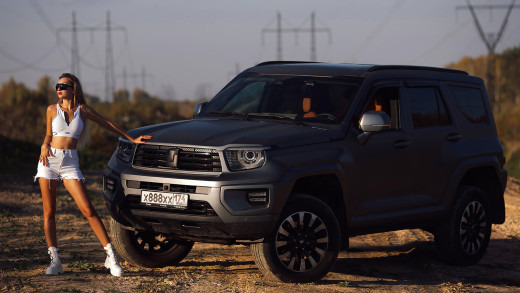 1758763 (a): :2133x1200